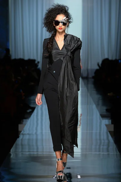 Look 12